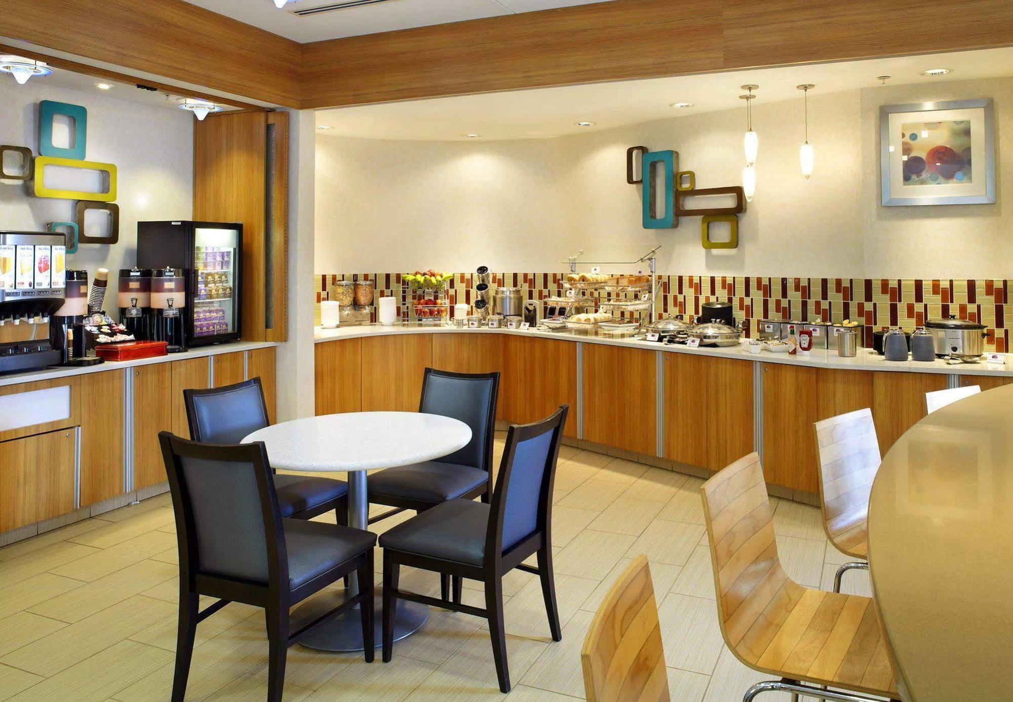 Springhill Suites Houston Nasa/Webster Esterno foto